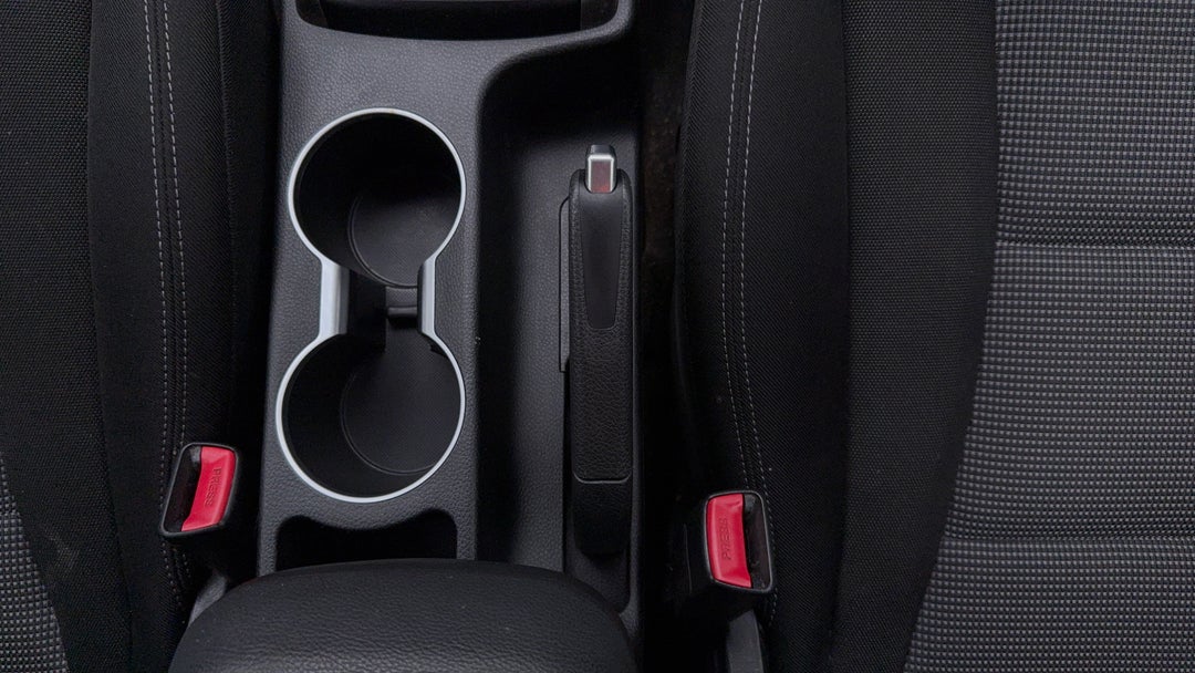 2015 Hyundai i30 Active, Automatic, 119542 km, Handbrake