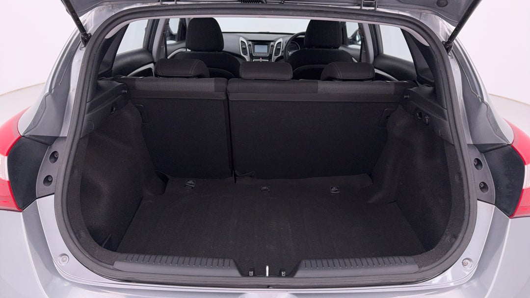 2015 Hyundai i30 Active, Automatic, 119542 km, Boot Inside View