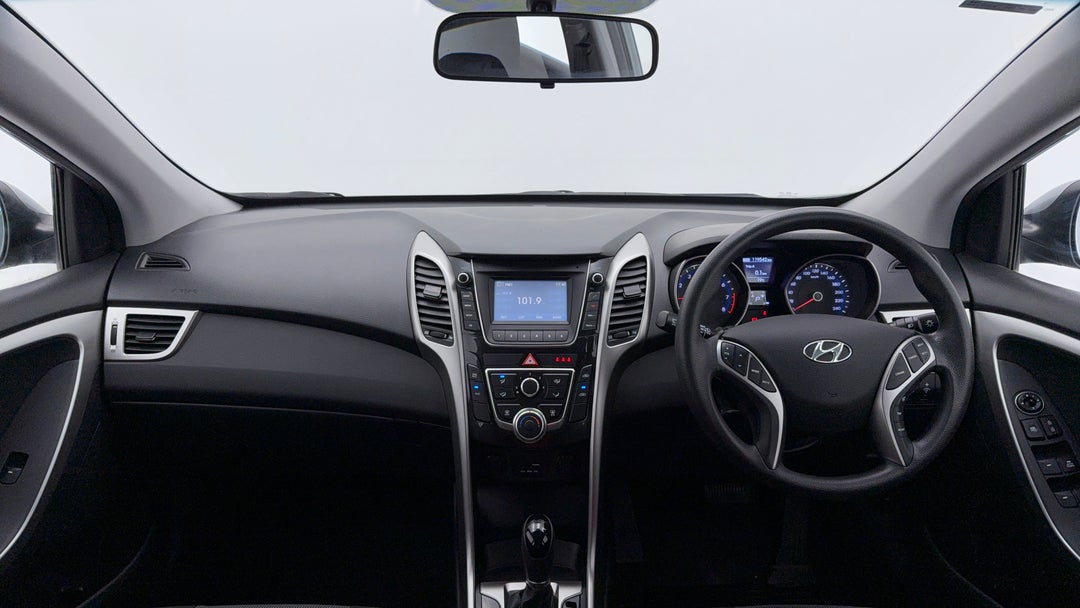 2015 Hyundai i30 Active, Automatic, 119542 km, Dashboard View
