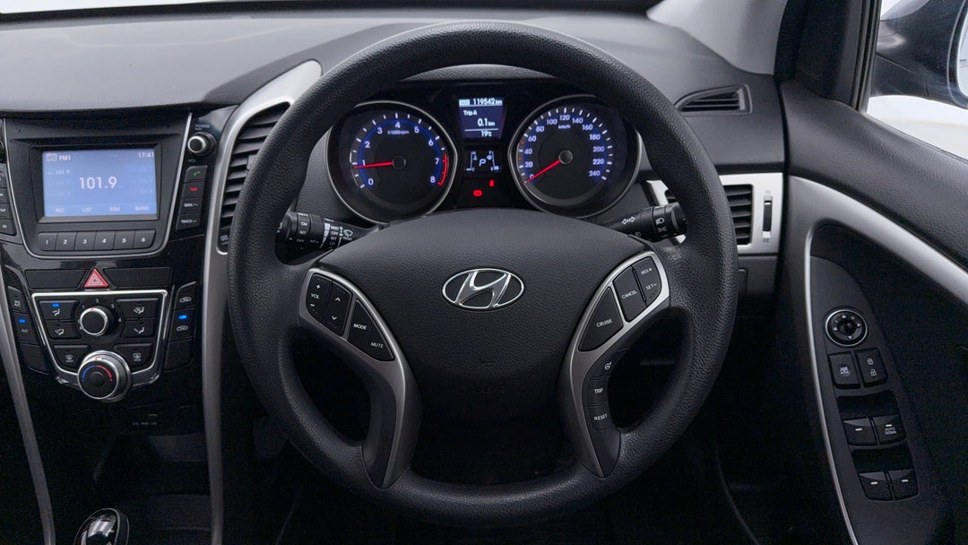 2015 Hyundai i30 Active, Automatic, 119542 km, Steering Wheel Close-up