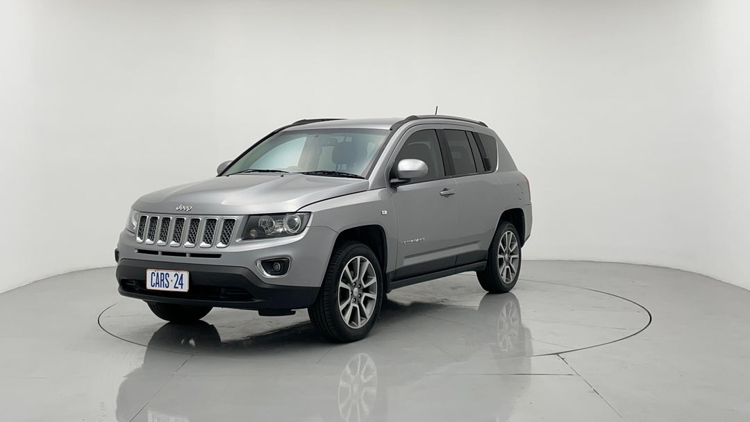 Left Front Diagonal (45- Degree) View