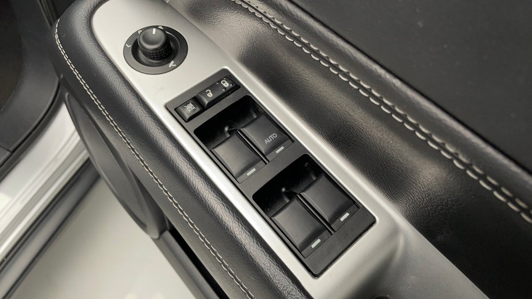 Drivers Side Door Panel Controls