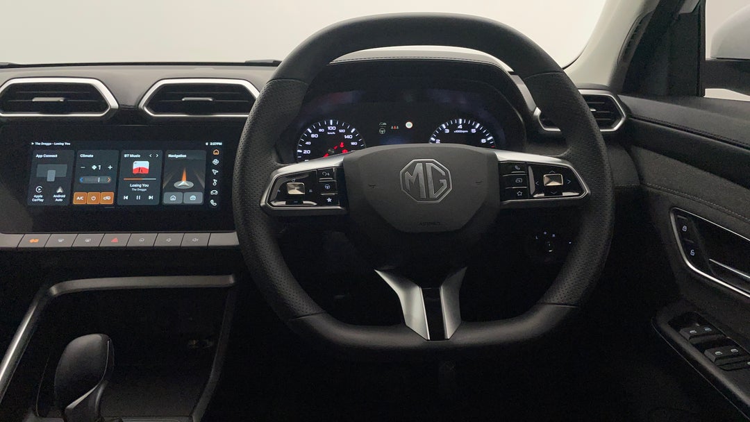 2025 MG ZS Excite, Automatic, 722 km, Steering Wheel Close-up