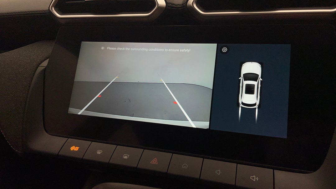 2025 MG ZS Excite, Automatic, 722 km, Parking Camera