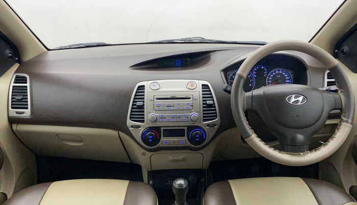 2010 Hyundai i20 MAGNA O 1.2, Petrol, Manual, 38,503 km, Dashboard