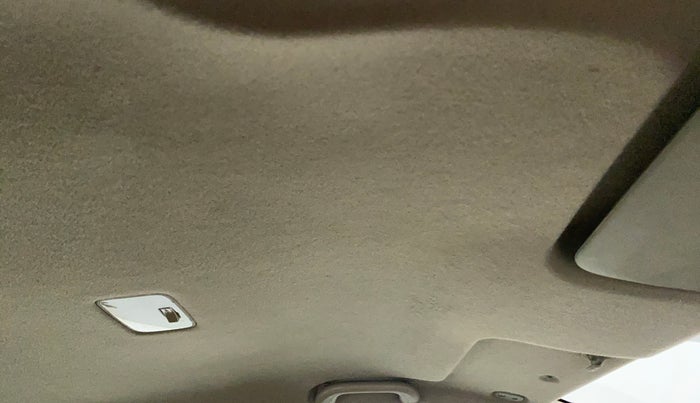 2010 Hyundai i20 MAGNA O 1.2, Petrol, Manual, 38,503 km, Ceiling - Roof lining is slightly discolored