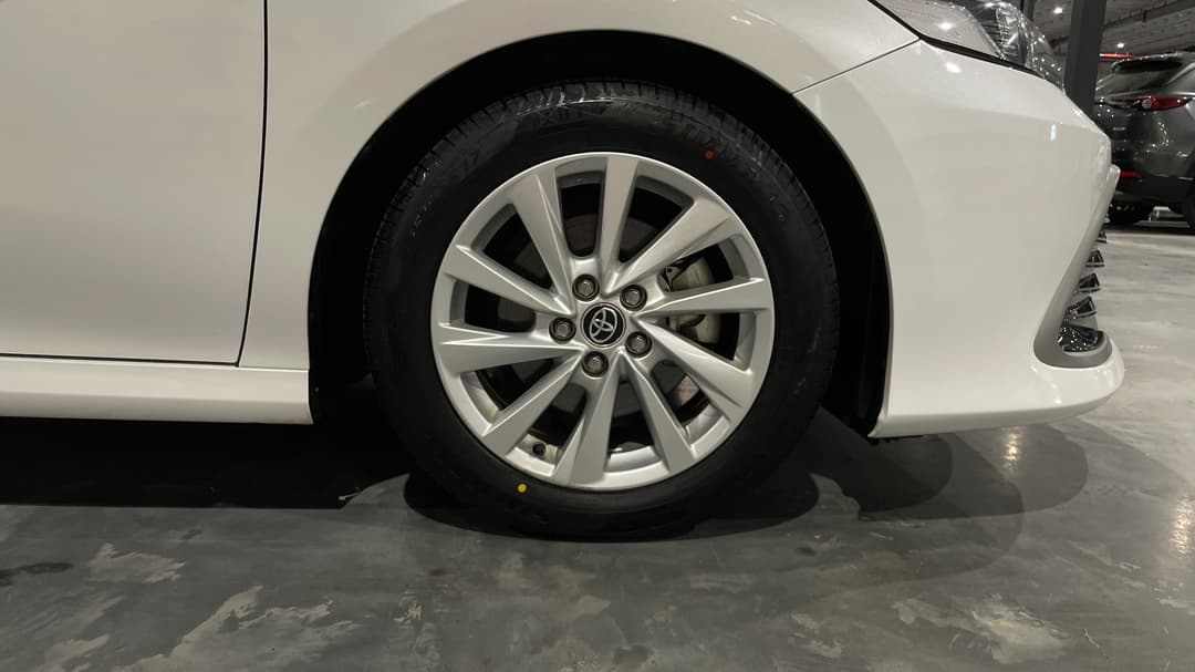 2023 Toyota Camry Ascent, Automatic, 40172 km, Right Front Wheel