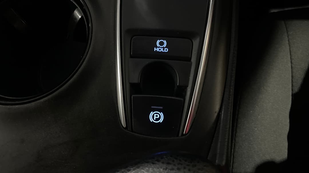 2023 Toyota Camry Ascent, Automatic, 40172 km, Handbrake