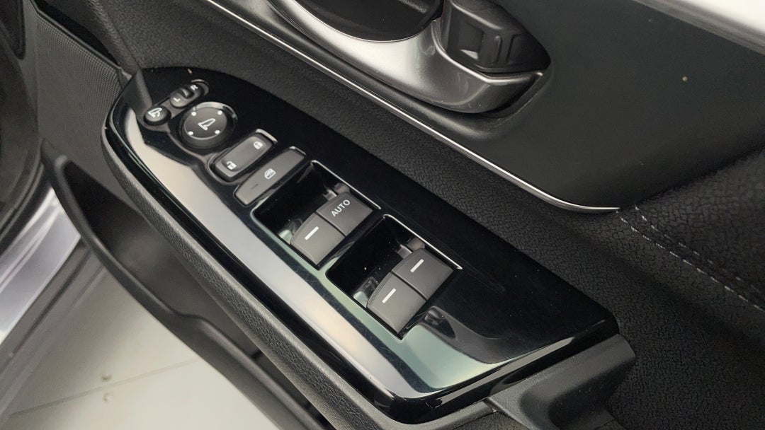2019 Honda CR-V Vti-s (2wd), Automatic, 79497 km, Drivers Side Door Panel Controls