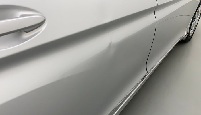 2015 Honda City 1.5L I-VTEC SV, Petrol, Manual, 66,189 km, Right rear door - Slightly dented