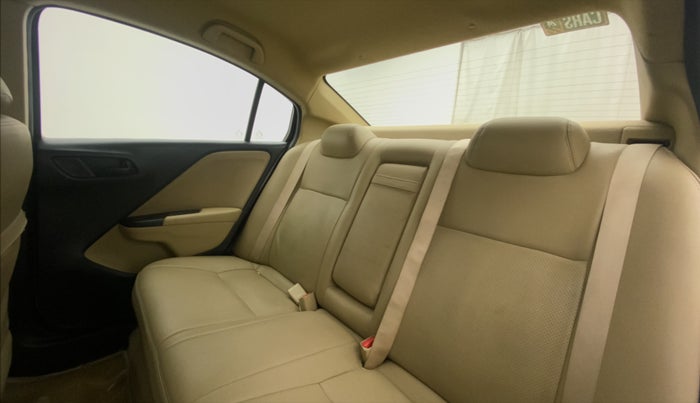 2015 Honda City 1.5L I-VTEC SV, Petrol, Manual, 66,189 km, Right Side Rear Door Cabin