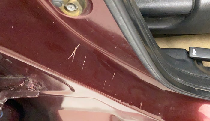 2014 Honda City 1.5L I-VTEC V MT, Petrol, Manual, 43,727 km, Right B pillar - Minor scratches