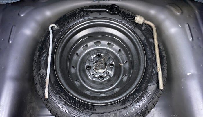 2015 Hyundai Eon MAGNA +, Petrol, Manual, 63,111 km, Spare Tyre