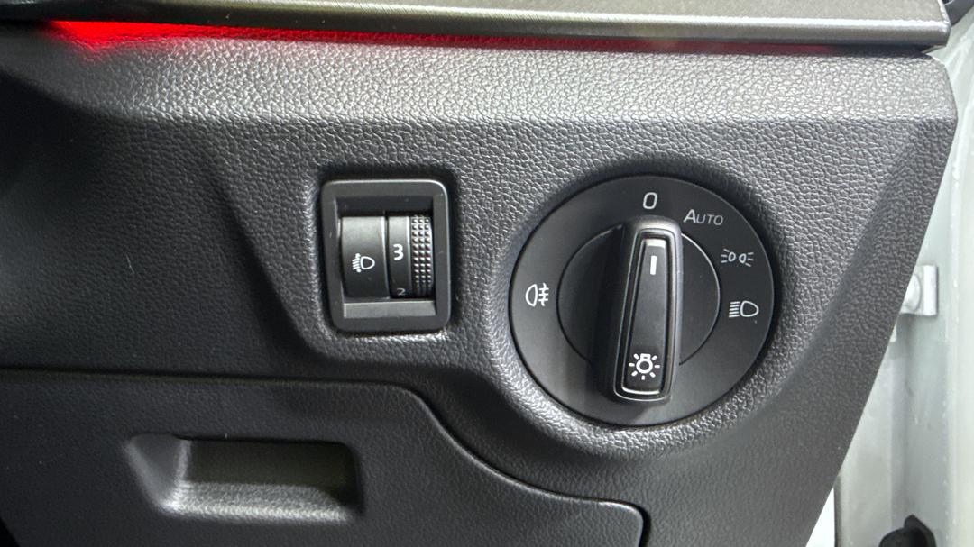 2022 SKODA Kamiq Style 85tsi, Automatic, 22817 km, Utility Switches/Buttons