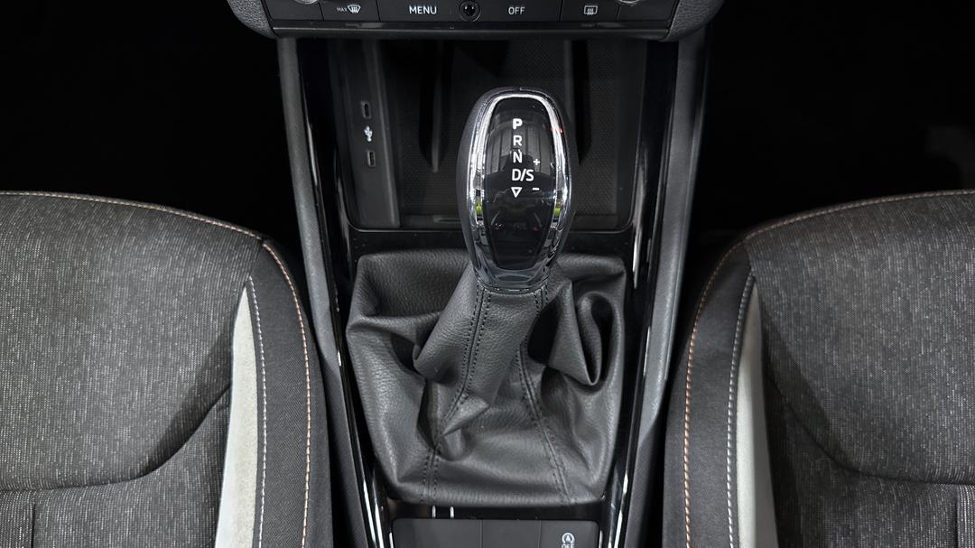 2022 SKODA Kamiq Style 85tsi, Automatic, 22817 km, Gear Lever 