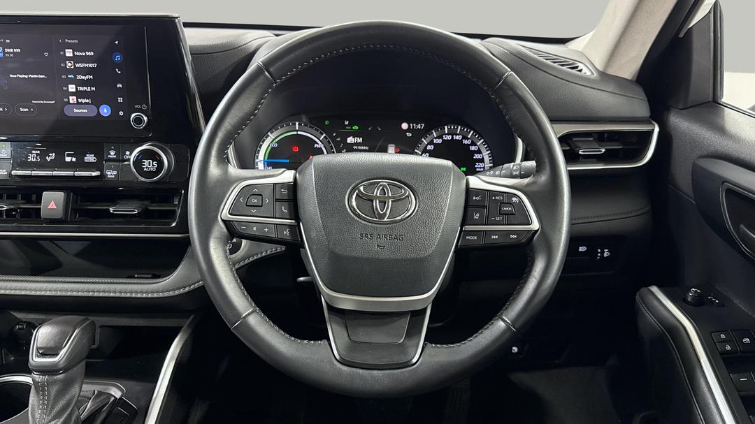 2024 Toyota Kluger Gx Hybrid AWD, Automatic, 34948 km, Steering Wheel Close-up