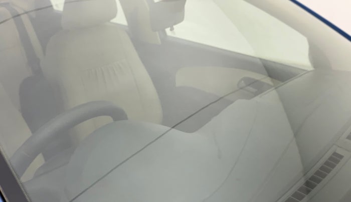2017 Skoda Rapid 1.5 TDI CR ACTIVE, Diesel, Manual, 70,084 km, Front windshield - Minor spot on windshield