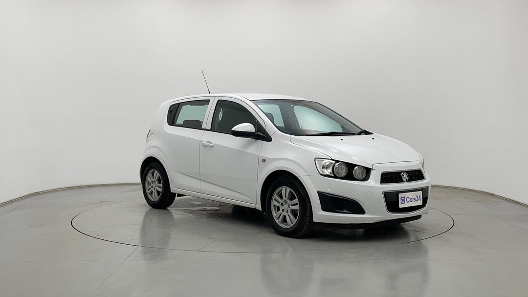 Right Front Diagonal (45- Degree) View