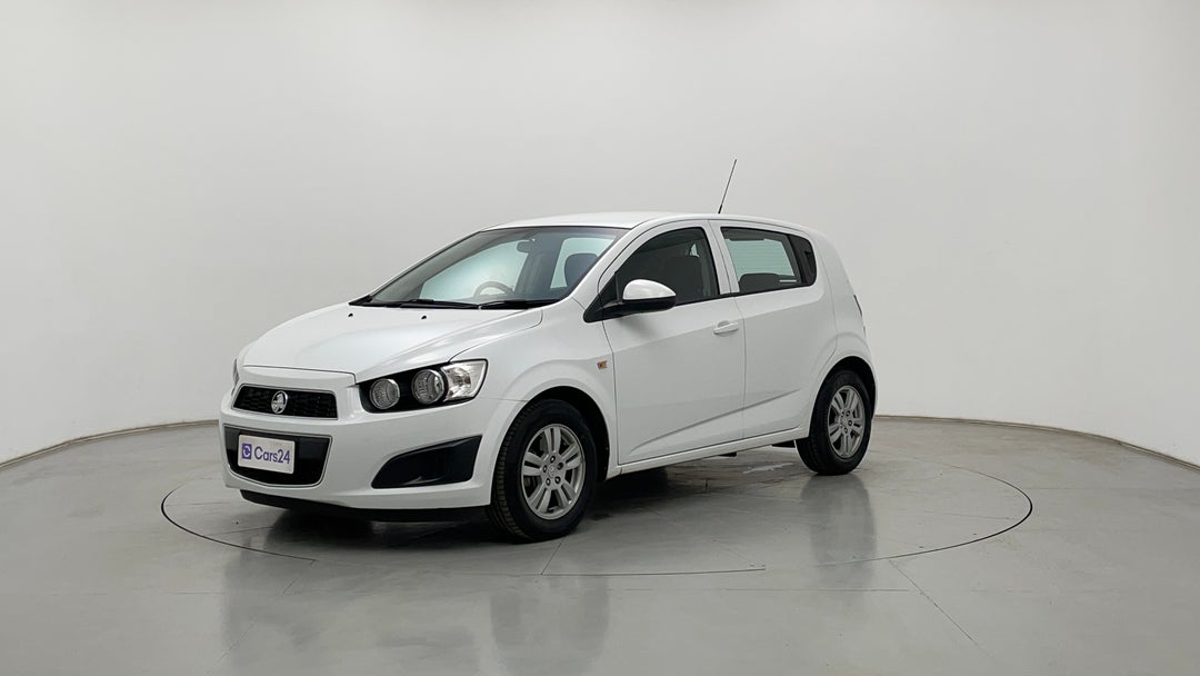 Left Front Diagonal (45- Degree) View