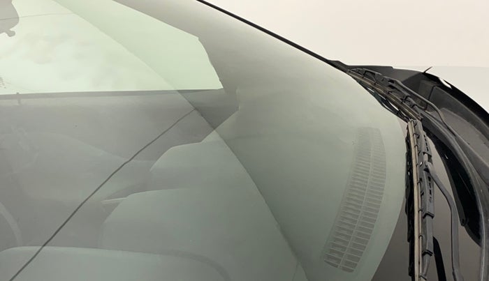 2021 Nissan MAGNITE XE, Petrol, Manual, 15,979 km, Front windshield - Minor spot on windshield