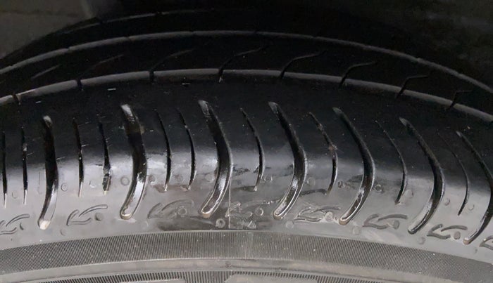 2018 Honda Amaze 1.2 VXMT I VTEC, Petrol, Manual, 14,604 km, Right Rear Tyre Tread