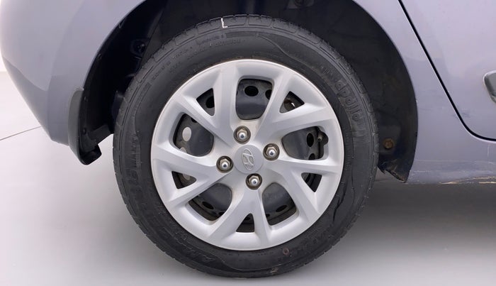 2019 Hyundai Grand i10 MAGNA 1.2 VTVT, Petrol, Manual, 32,725 km, Right Rear Wheel