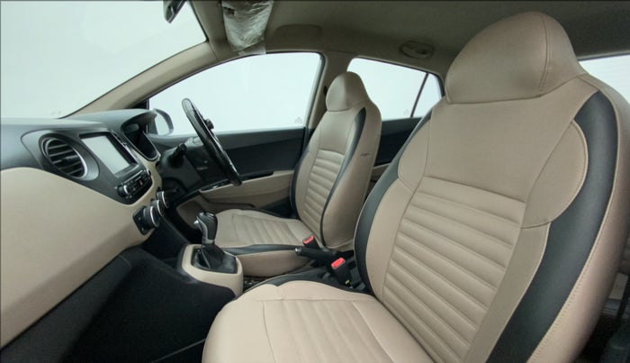 2017 Hyundai Grand i10 SPORTZ (O) AT 1.2 KAPPA VTVT, CNG, Automatic, 41,429 km, Right Side Front Door Cabin