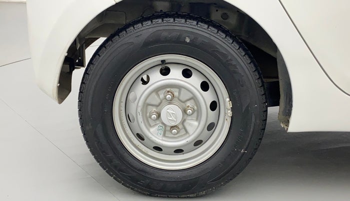 2015 Hyundai Eon ERA +, Petrol, Manual, 15,460 km, Right Rear Wheel