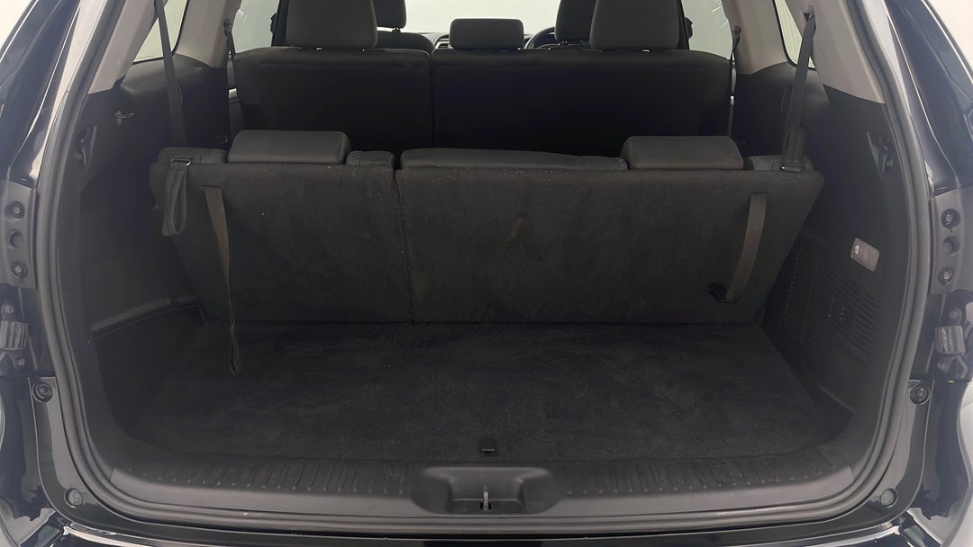 2015 Toyota Kluger Gx (4x2), Automatic, 132063 km, Boot Inside View