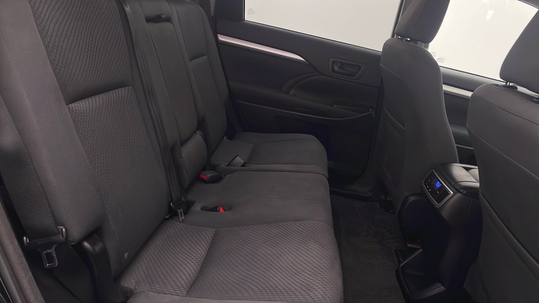 2015 Toyota Kluger Gx (4x2), Automatic, 132063 km, Right Side Rear Door Cabin View
