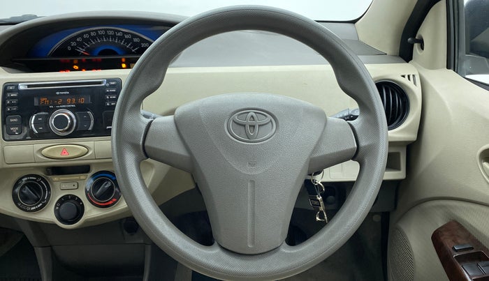 2014 Toyota Etios G, Petrol, Manual, 1,14,952 km, Steering Wheel Close Up