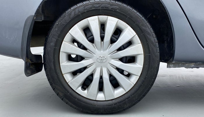 2014 Toyota Etios G, Petrol, Manual, 1,14,952 km, Right Rear Wheel