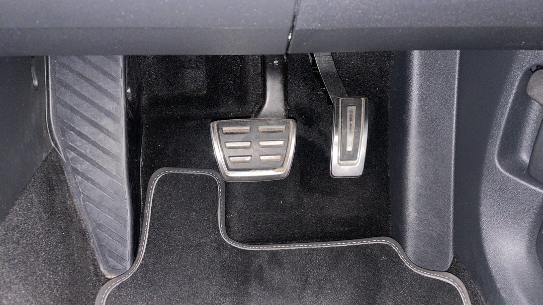 Pedals and Footmat