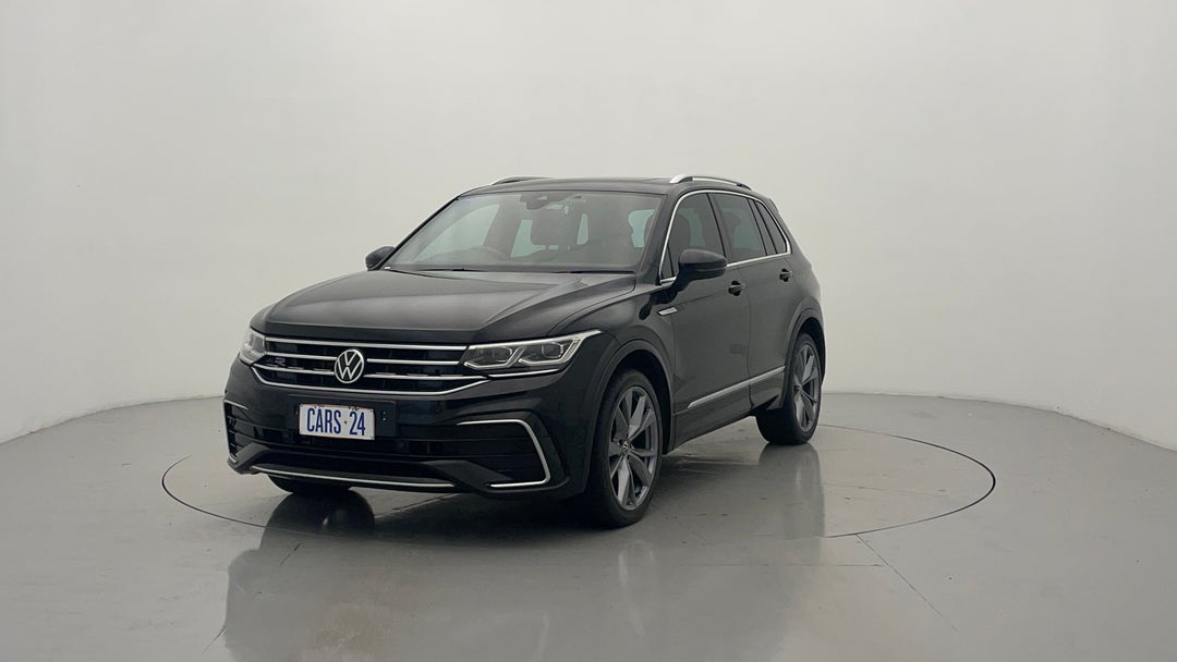 Left Front Diagonal (45- Degree) View