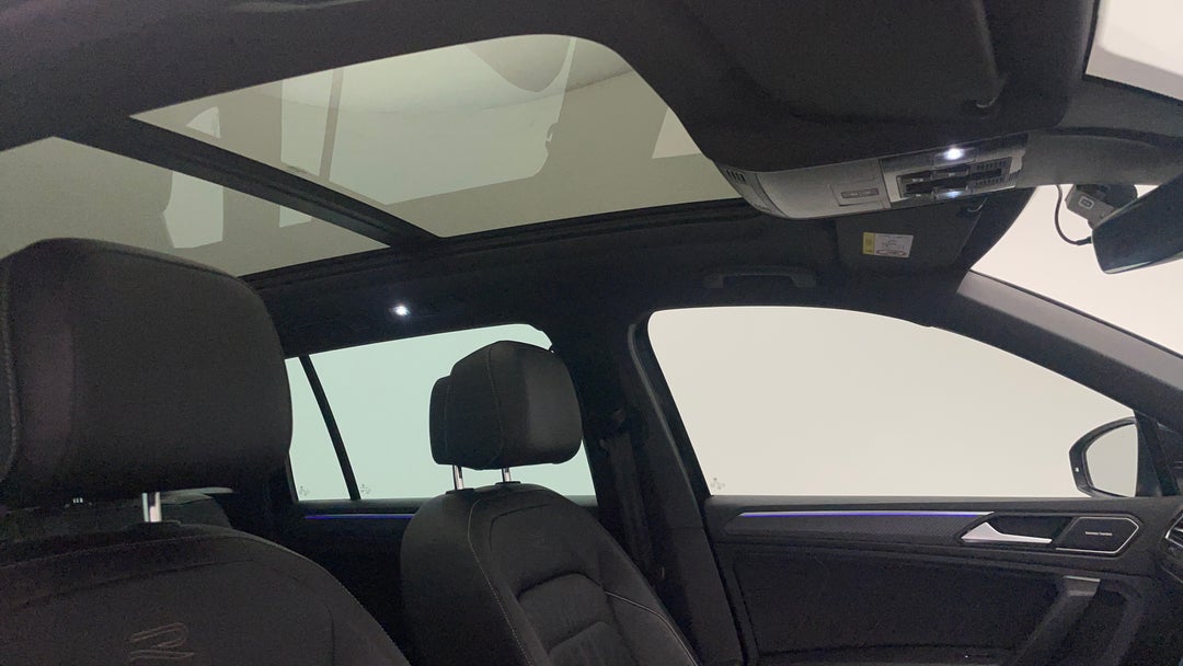 Interior Sunroof/Moonroof