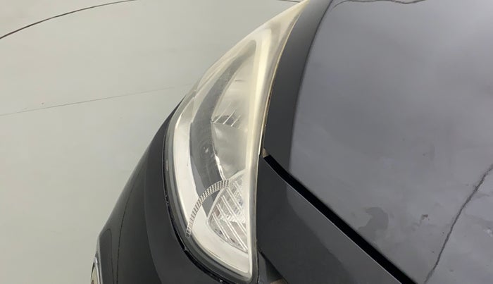 2015 Hyundai Xcent S (O) 1.2, Petrol, Manual, 27,648 km, Right headlight - Faded