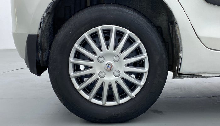 2014 Maruti Swift VXI D, Petrol, Manual, 46,000 km, Left Rear Wheel