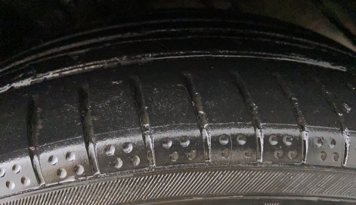 2017 Honda City ZX CVT, Petrol, Automatic, 52,010 km, Left Rear Tyre Tread