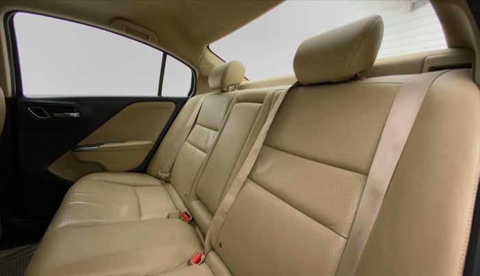 2017 Honda City ZX CVT, Petrol, Automatic, 52,010 km, Right Side Rear Door Cabin