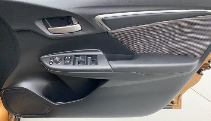 2017 Honda WR-V 1.2 i-VTEC VX MT, Petrol, Manual, 33,838 km, Driver Side Door Panels Control