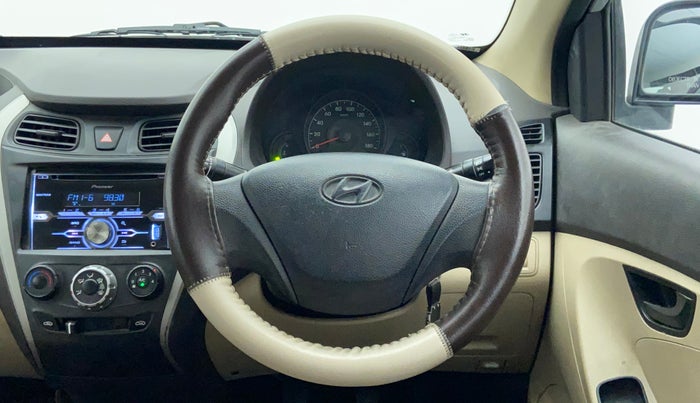 2017 Hyundai Eon ERA +, Petrol, Manual, 39,780 km, Steering Wheel Close Up