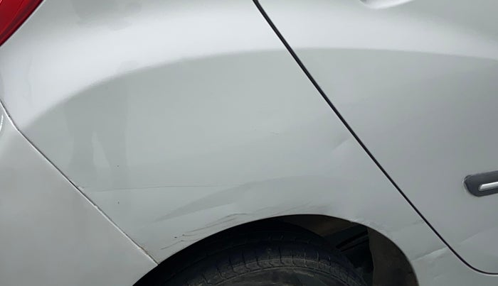 2017 Hyundai Eon ERA +, Petrol, Manual, 39,780 km, Right quarter panel - Minor scratches