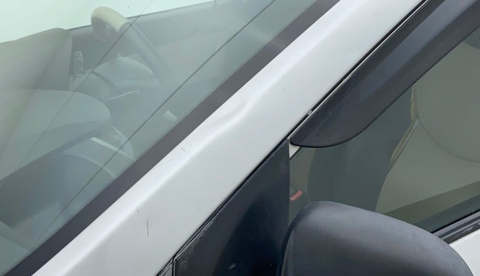 2017 Hyundai Eon ERA +, Petrol, Manual, 39,780 km, Left A pillar - Slightly dented