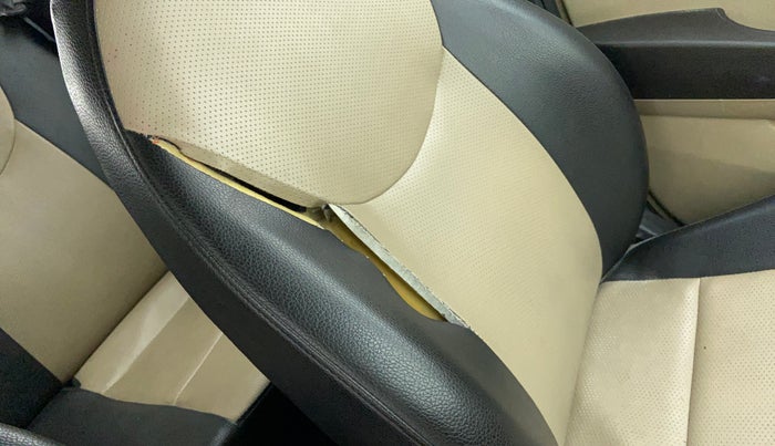 2017 Hyundai Eon ERA +, Petrol, Manual, 39,780 km, Front left seat (passenger seat) - Cover slightly torn