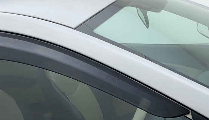 2017 Hyundai Eon ERA +, Petrol, Manual, 39,780 km, Right A pillar - Slightly dented