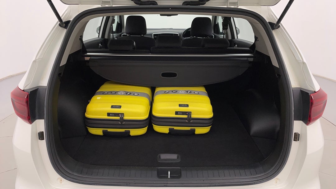 2019 Kia Sportage Si (fwd), Automatic, 134129 km, Boot Inside View with Luggage