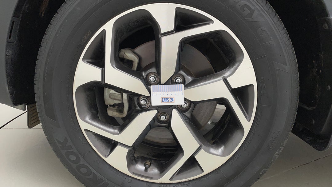 2019 Kia Sportage Si (fwd), Automatic, 134129 km, Wheels Rim Front LHS Gutter Rash