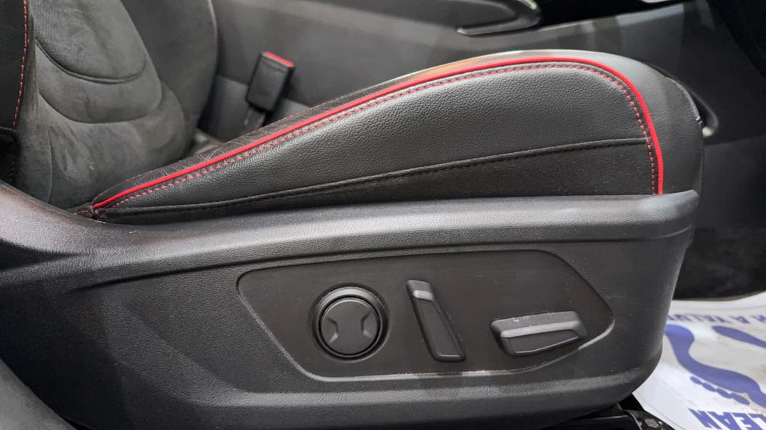 2022 Hyundai Tucson Elite N Line (AWD), Automatic, 45948 km, Drivers Side Adjustment Panel