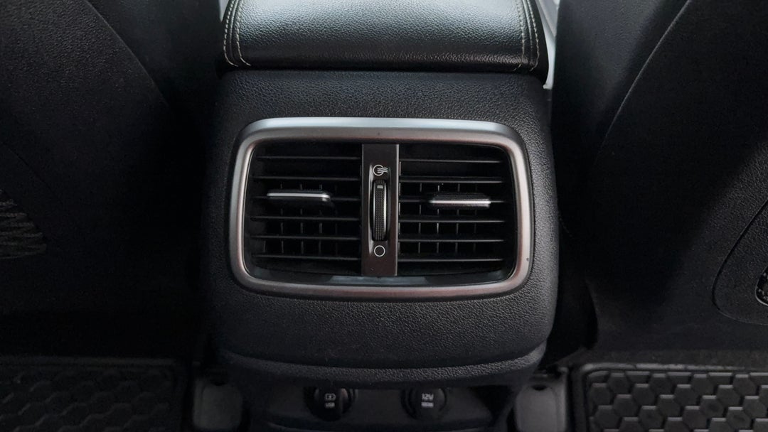 2018 Kia Sorento Gt-line (4x4), Automatic, 144473 km, Rear A/C Vent