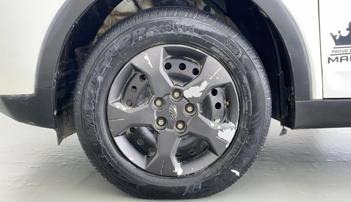 2019 Mahindra XUV300 1.5 W6 MT, Diesel, Manual, 23,583 km, Left Front Wheel